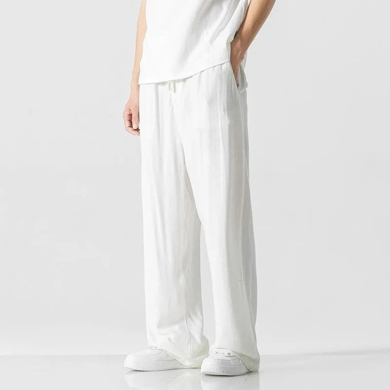 Men's bamboo fibre summer trousers in loose straight-leg cut with cropped length and drawstring waist