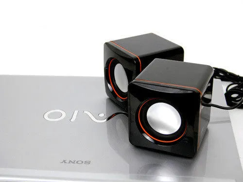 Black square USB-powered 2.0 computer speaker for desktop computers