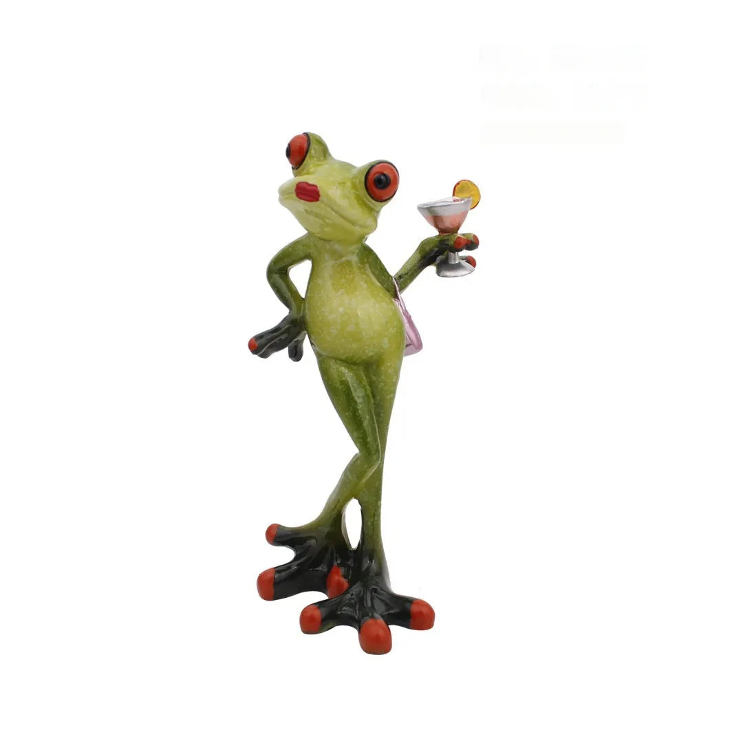 Realistic resin frog decorative ornament for home and garden display in pastoral style