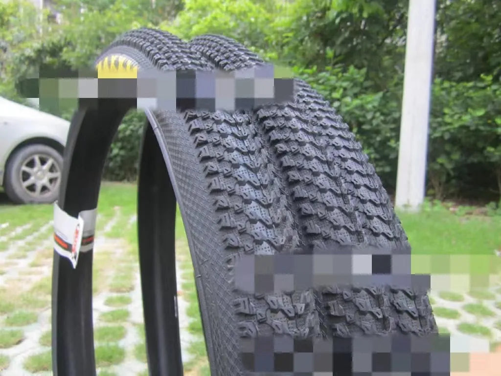 Ultralight mountain bike tyre with puncture-resistant design for 26, 27.5 and 29-inch wheel sizes