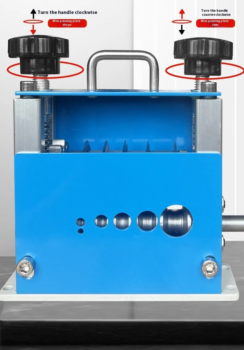 SD-017 manual wire stripping machine with adjustable diameter settings from 0.5mm to 17mm for electrical cables