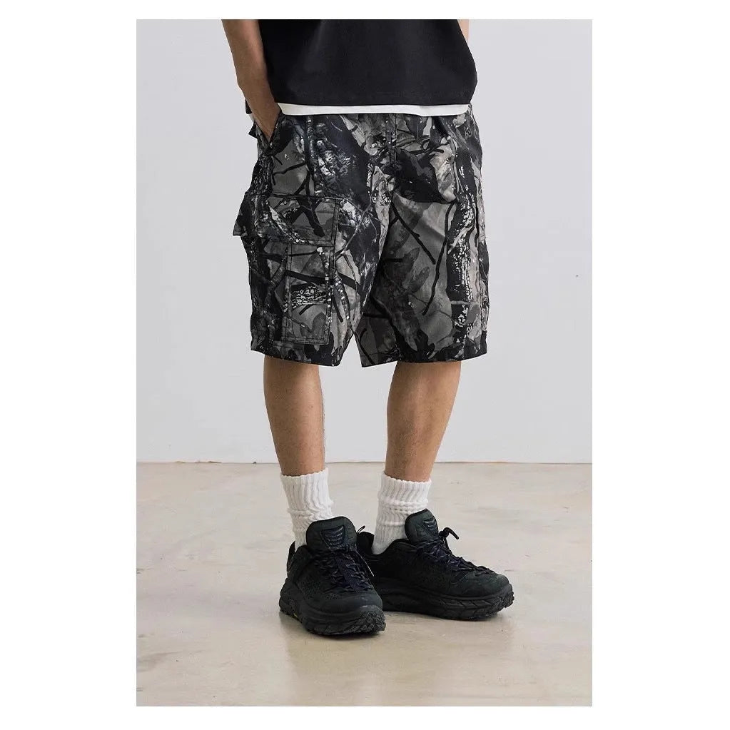 Loose fit straight-leg denim shorts for teenagers in army green colour.