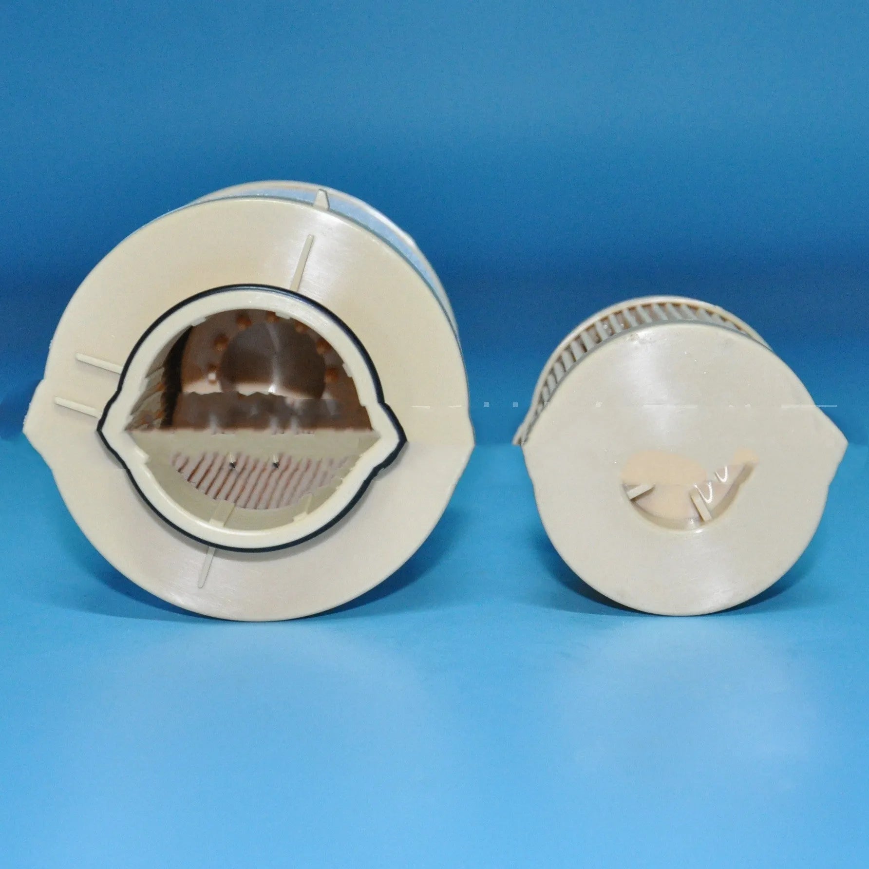 FD4616 diesel fuel filter for Ford trucks showing dimensions of 106mm height and 84mm diameter.