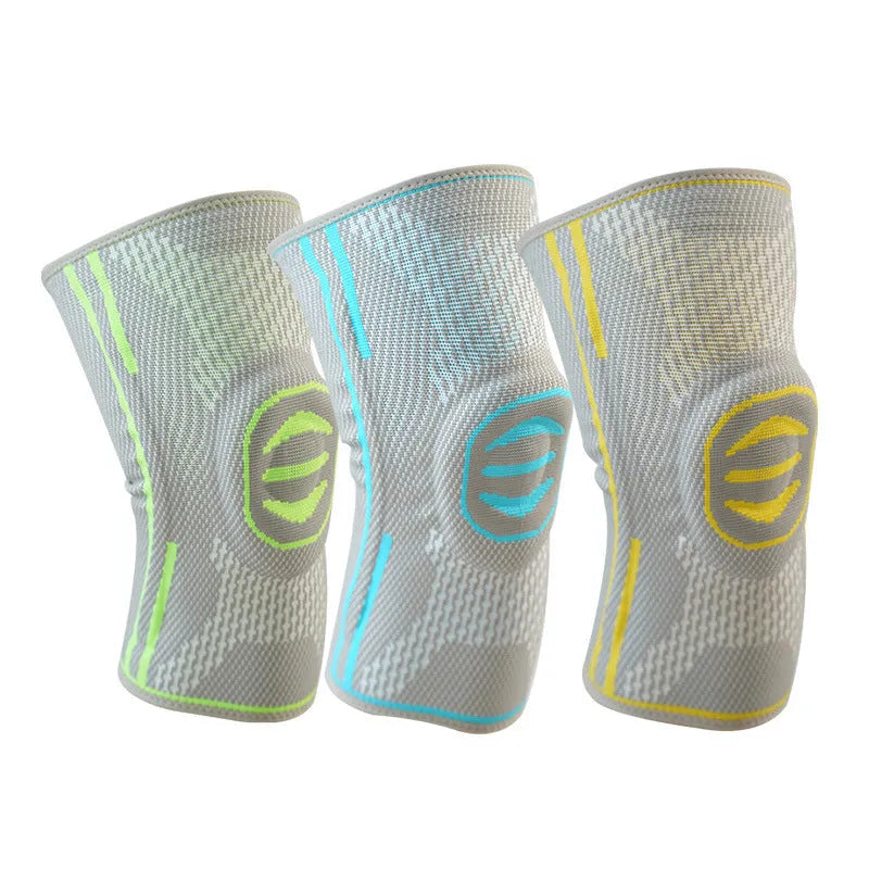 Cotton mountaineering knee pads in green, blue, or yellow colours