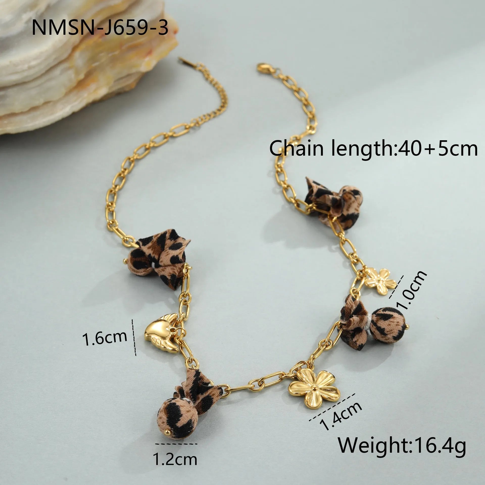 Women's stainless steel necklace with leopard pendant, heart and flower details, adjustable 41-50cm length