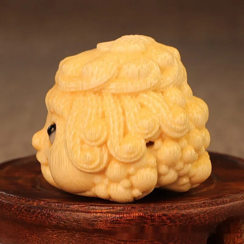 Solid bamboo golden toad princess ornament with cute style design for household display