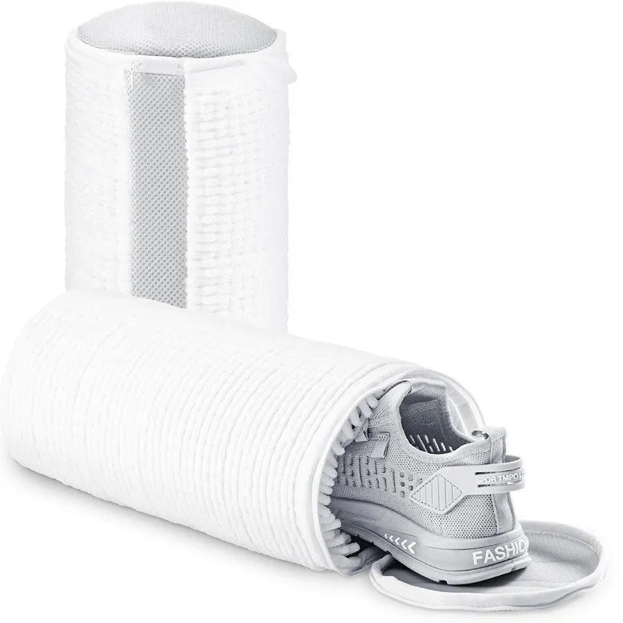 Shoe washing bag made of polyester in white colour, anti-deformation design for machine washing