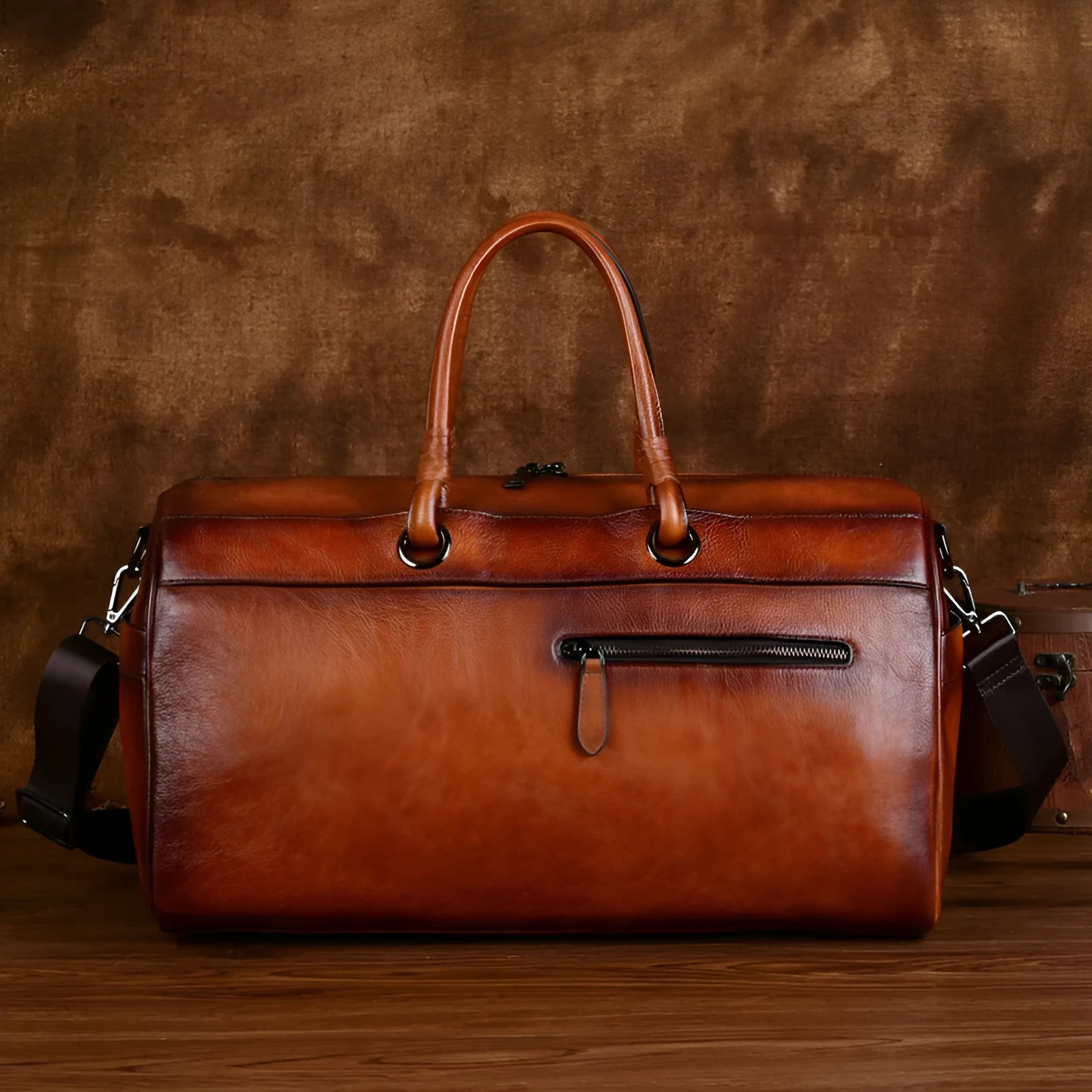 Handmade retro leather bag made from first layer cowhide with below 20L capacity