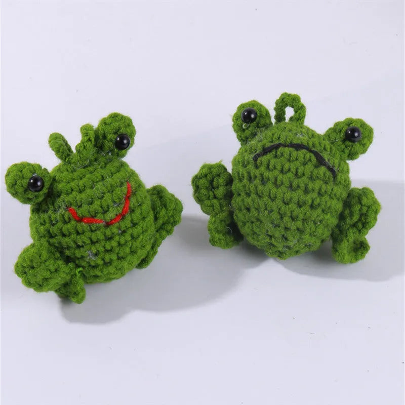 Handmade green plush frog woven pendant for car rear-view mirror.