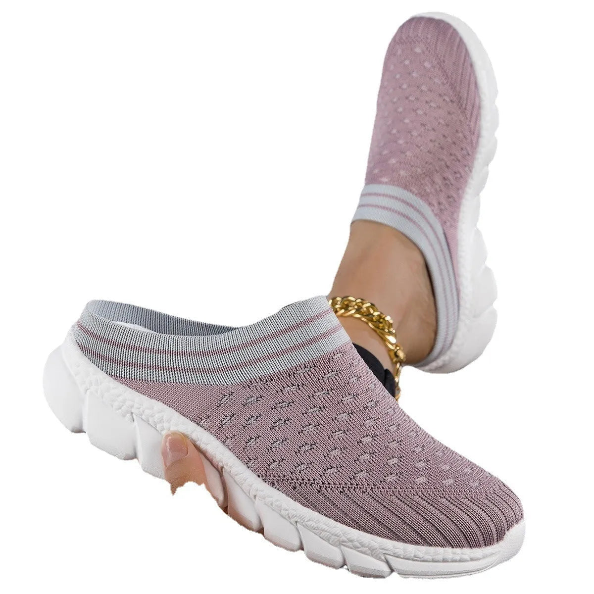 Women's black Flyknit casual shoes with striped pattern, hollowed-out design, and sewing lines on a lightweight sole.