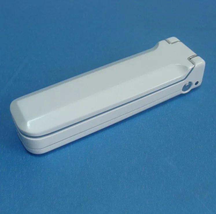 UV disinfection stick, 253.7nm UVC sterilisation lamp, compact plastic body for home and travel use