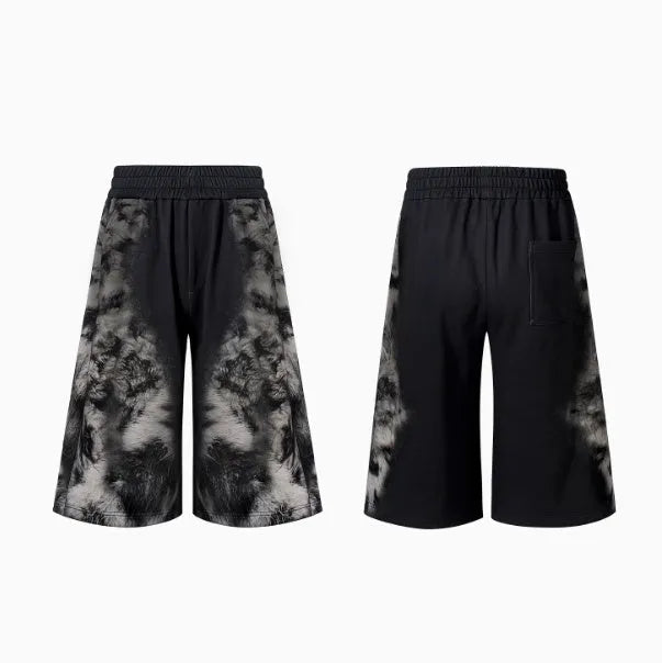 Street trendy printed loose pants and hoodie three-piece set showing collage stitching details