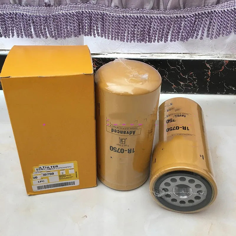 1R-0750 fuel filter element for anti-fuel oil impurity removal.