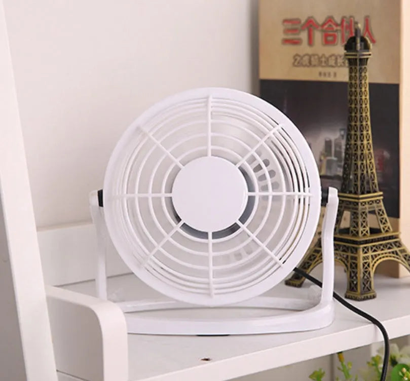 Mini portable USB desk fan in black colour with adjustable angle, 16cm size