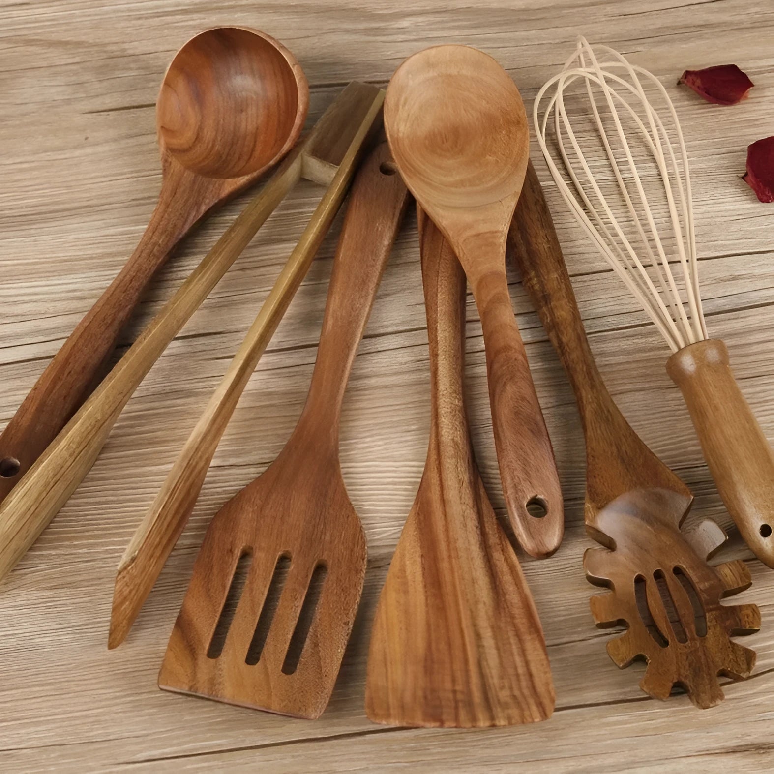 Seven-piece wooden cooking utensil set with spoon and shovel for non-stick pans