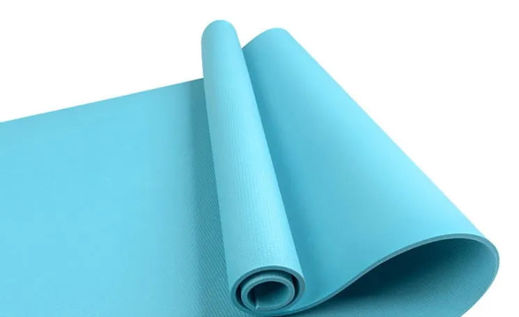 Red and blue EVA composite yoga mats showing 4mm and 6mm thickness options for home fitness.