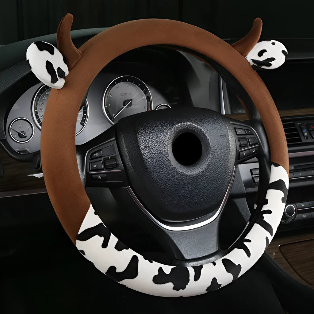 Short plush steering wheel cover showing protective handle section and 38cm diameter measurement