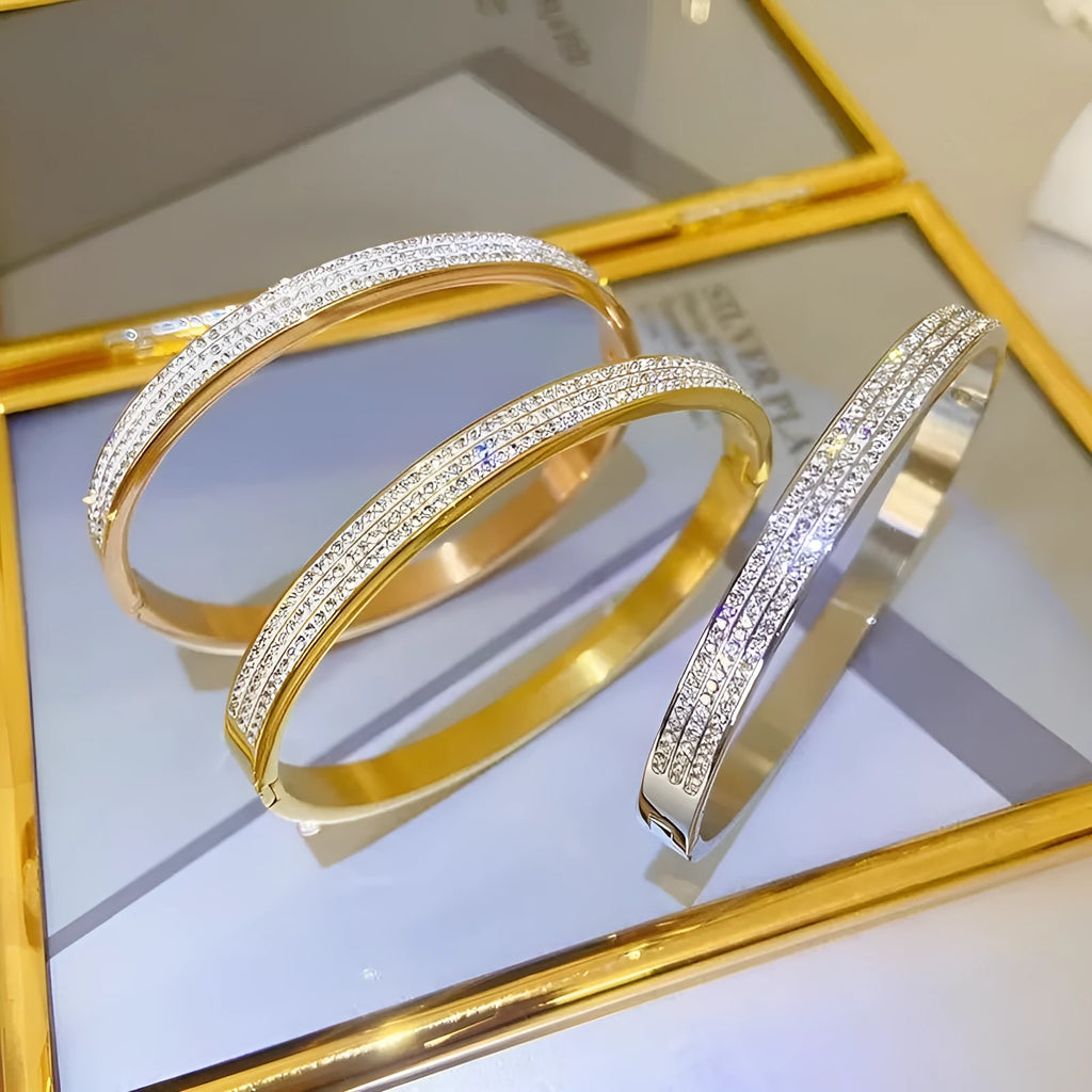 Titanium steel bracelet for women with electroplated non-fading finish and buckle closure in gold colour