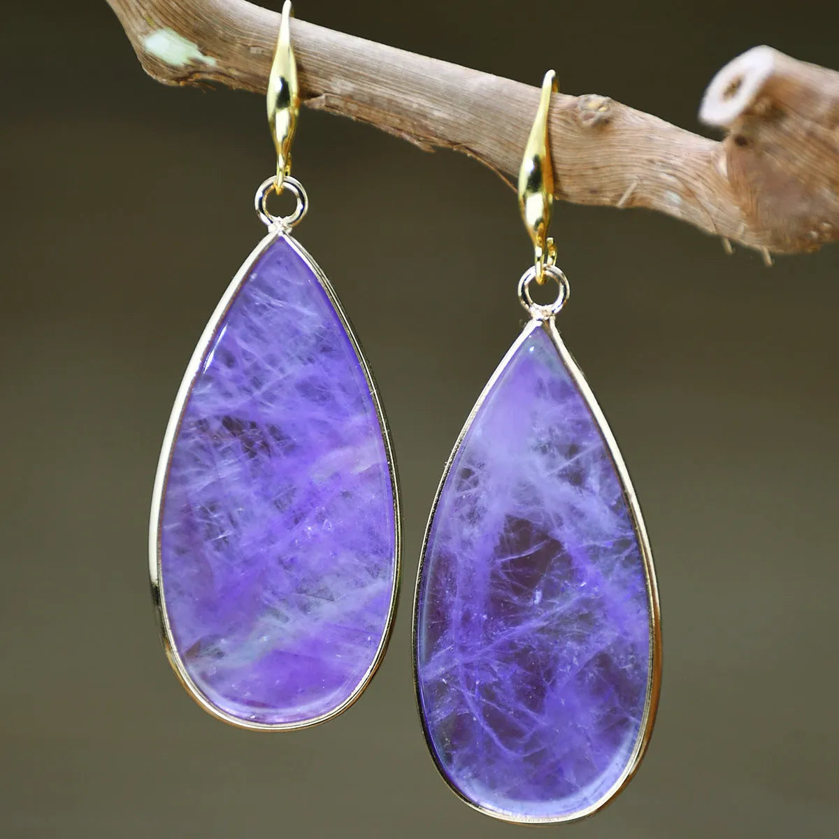 Vintage Tigereye drop-shaped earrings with long water drops design in natural stone