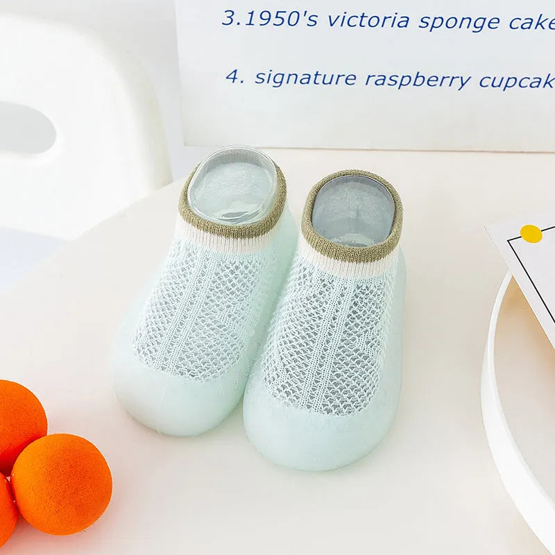 Children's cotton mesh anti-mosquito sock shoes in pink with non-slip sole, short tube style