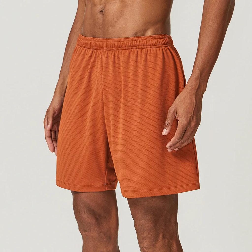 Men's quick-drying running shorts in seven colours with double-layer construction and moisture-wicking fabric