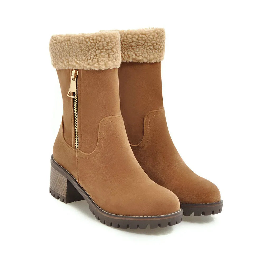 A pair of snow boots with a short plush lining and rubber insole, shown in multiple colours.