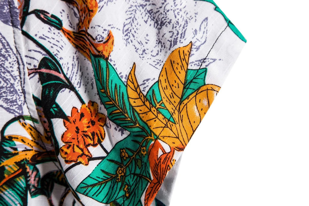 Casual short-sleeved floral shirt in cotton with stand-up collar, loose fit, summer men shirt