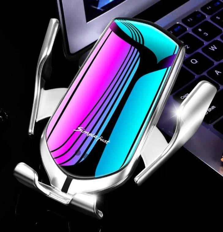 Magic Clip R1 wireless charging car phone holder mounted on car air vent