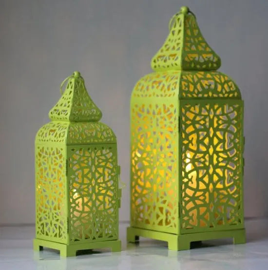 Blue Moroccan-style geometric iron candelabrum with hollow design for candle decoration