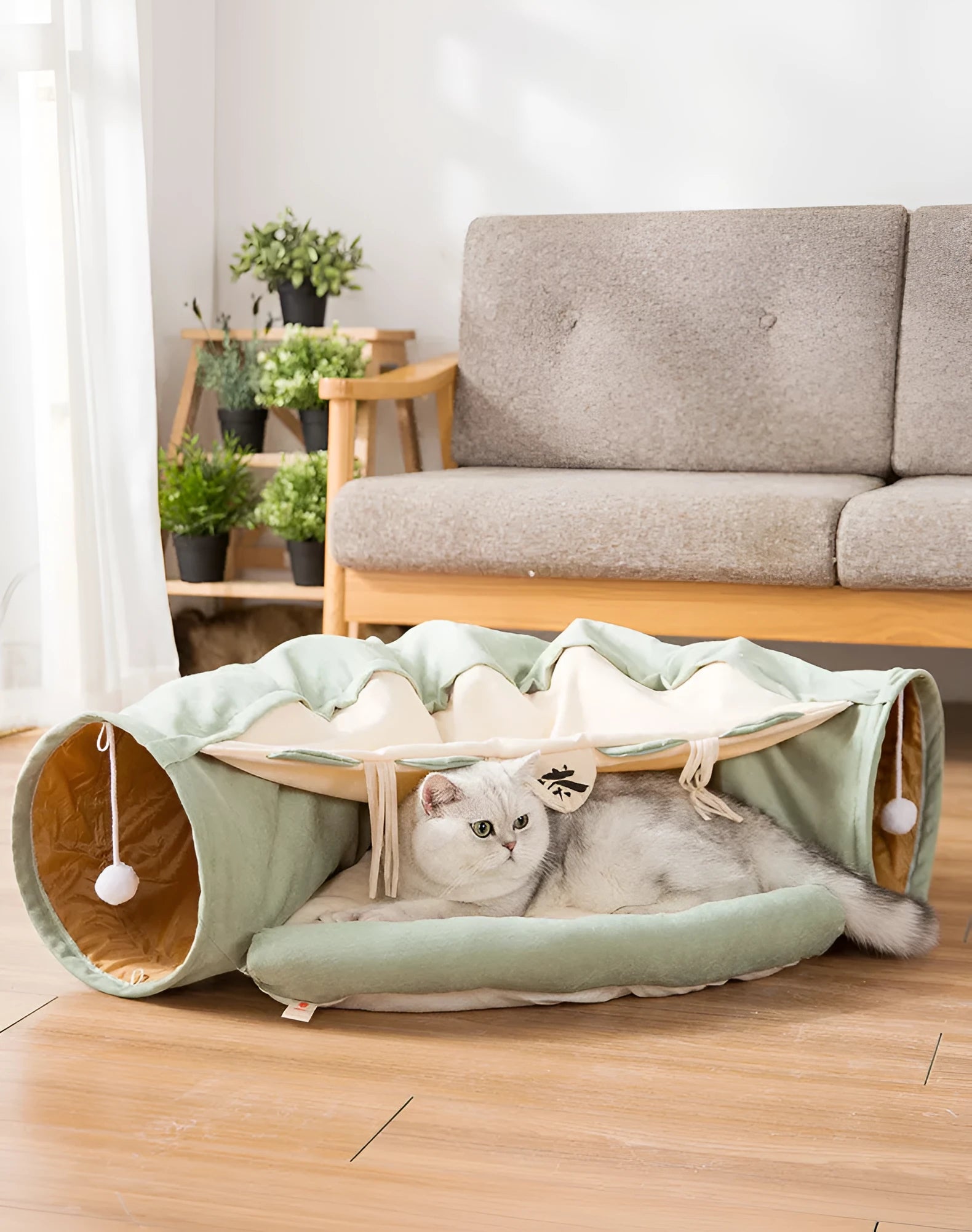 Collapsible cloth cat tunnel in choice of colours showing folded and unfolded states