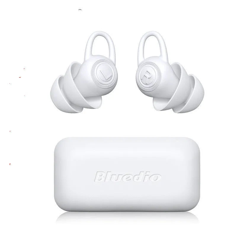 White silicone ear plugs for noise reduction with all-size fit design