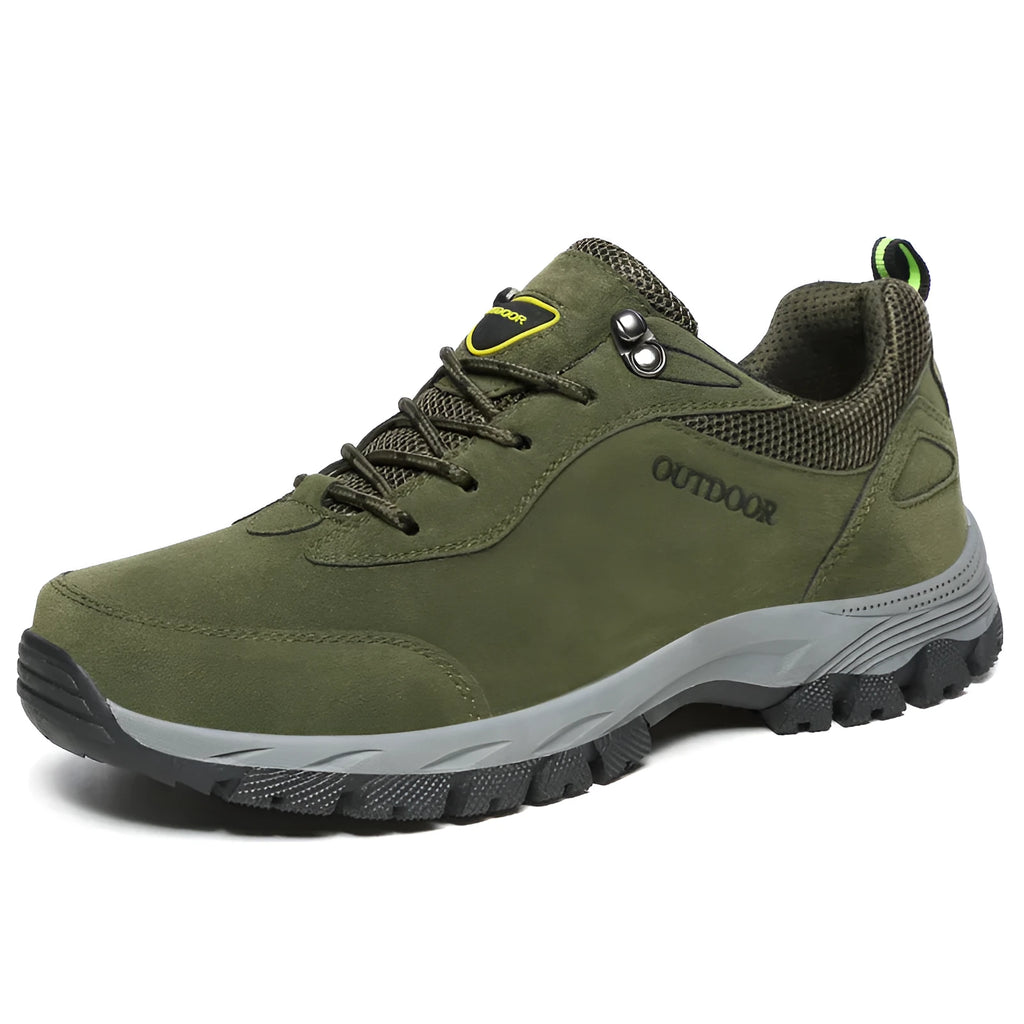 Men's low-top hiking shoes in Army Green with mesh construction and viscose sole