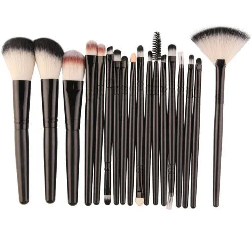 18-piece makeup brush set with fan-shaped tools in multiple styles for professional and home makeup application