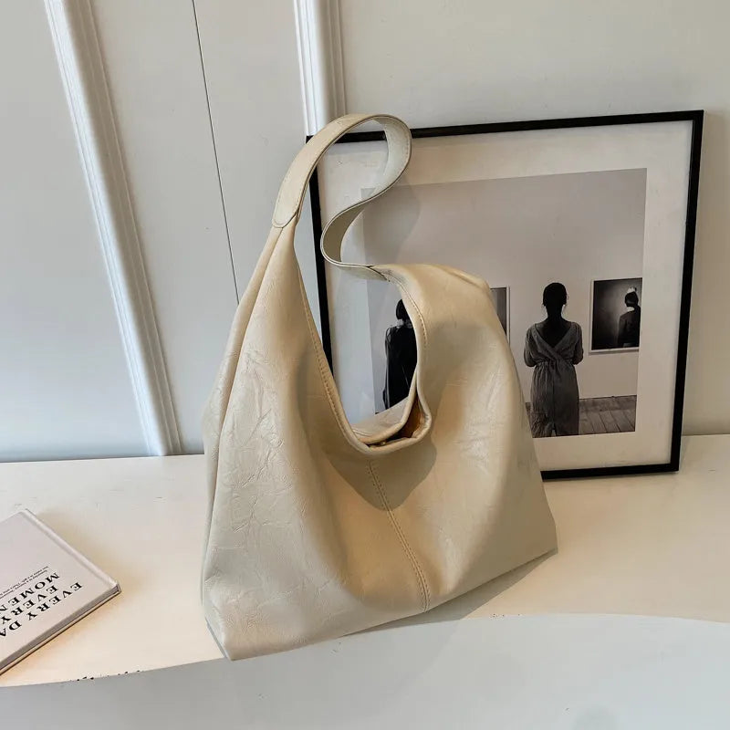 Soft PU leather shoulder bag with large capacity in street-style design