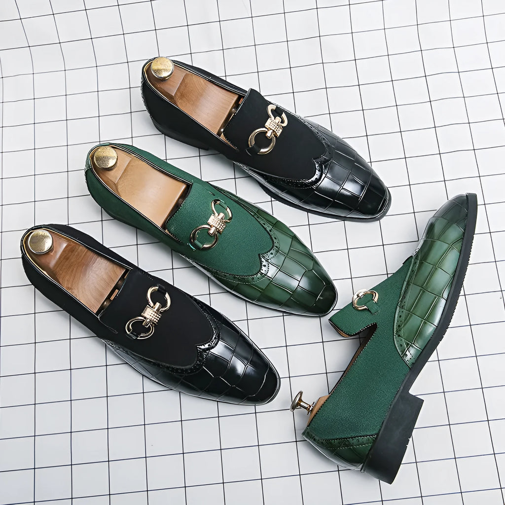 Men's Korean style business casual shoes with artificial PU leather upper and rubber sole in black and green colours