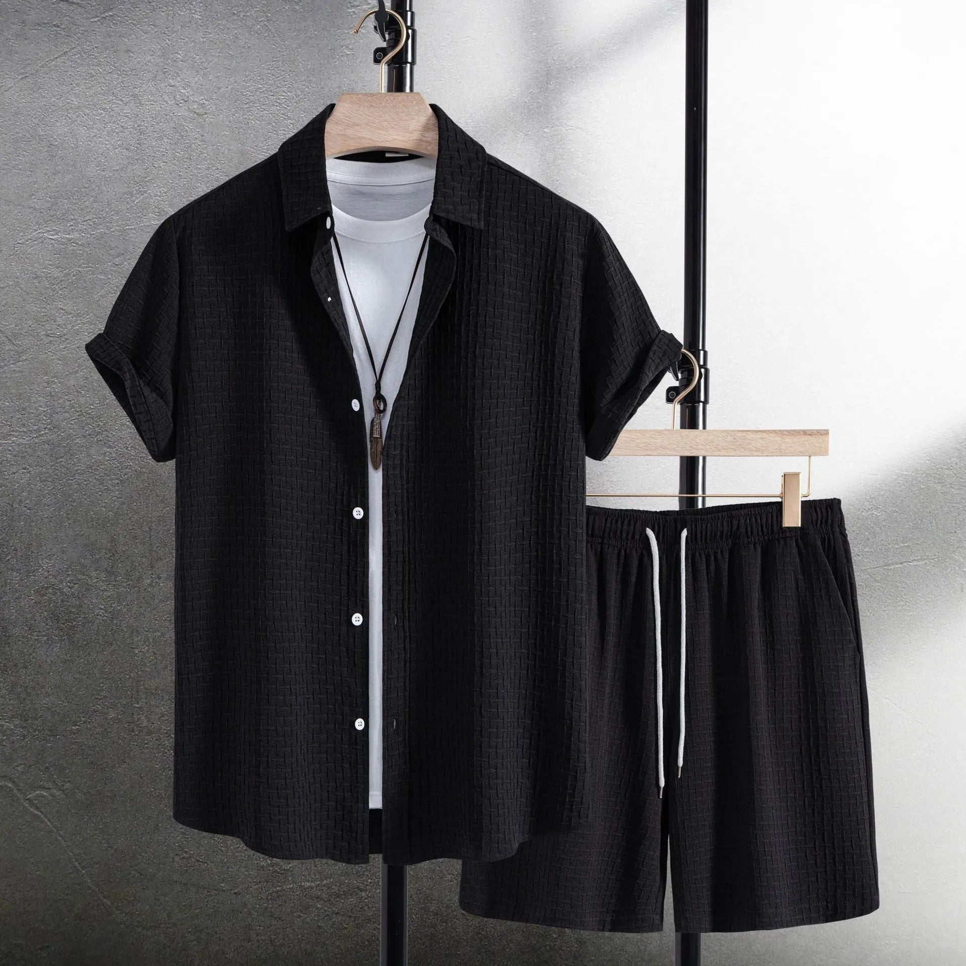 Men's beach shorts suit with matching short sleeve shirt and shorts in cotton blend fabric