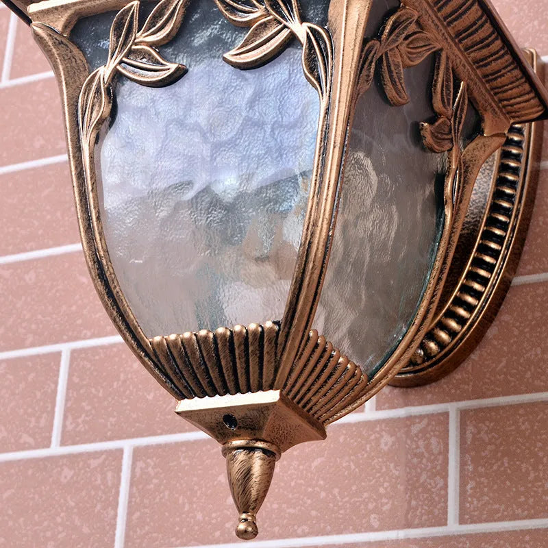 European-style antique outdoor wall lamp in aluminium, IP55, black or bronze finish, for balcony or corridor