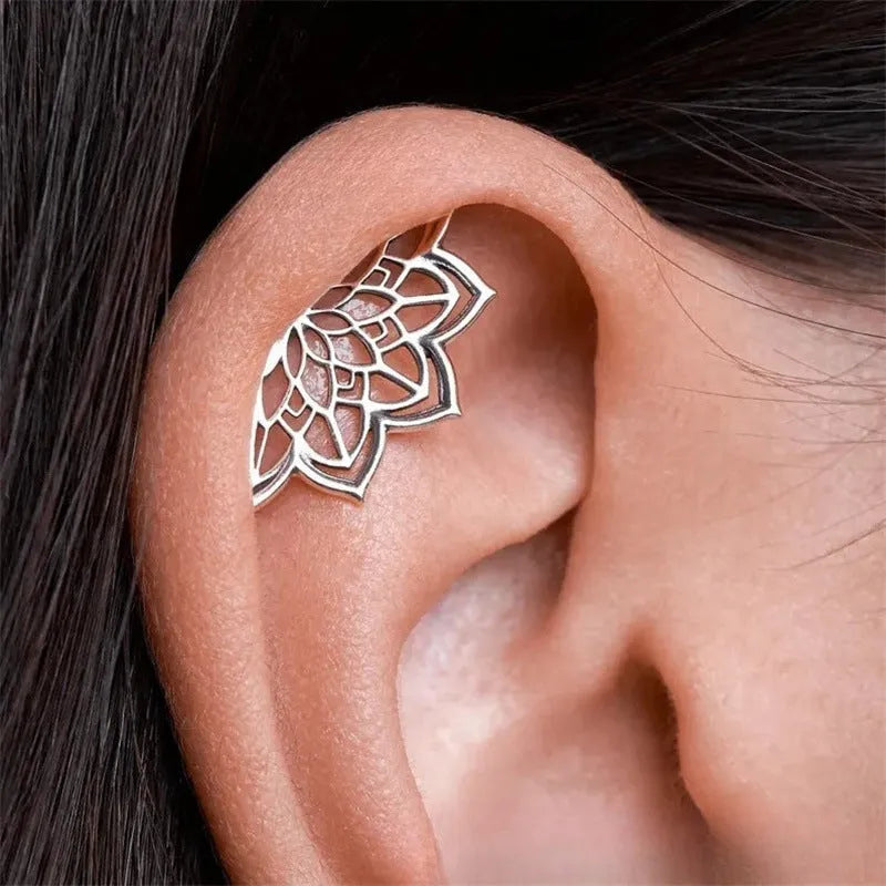 Spider web geometric mesh stud earrings in gold and silver electroplated metal for Halloween