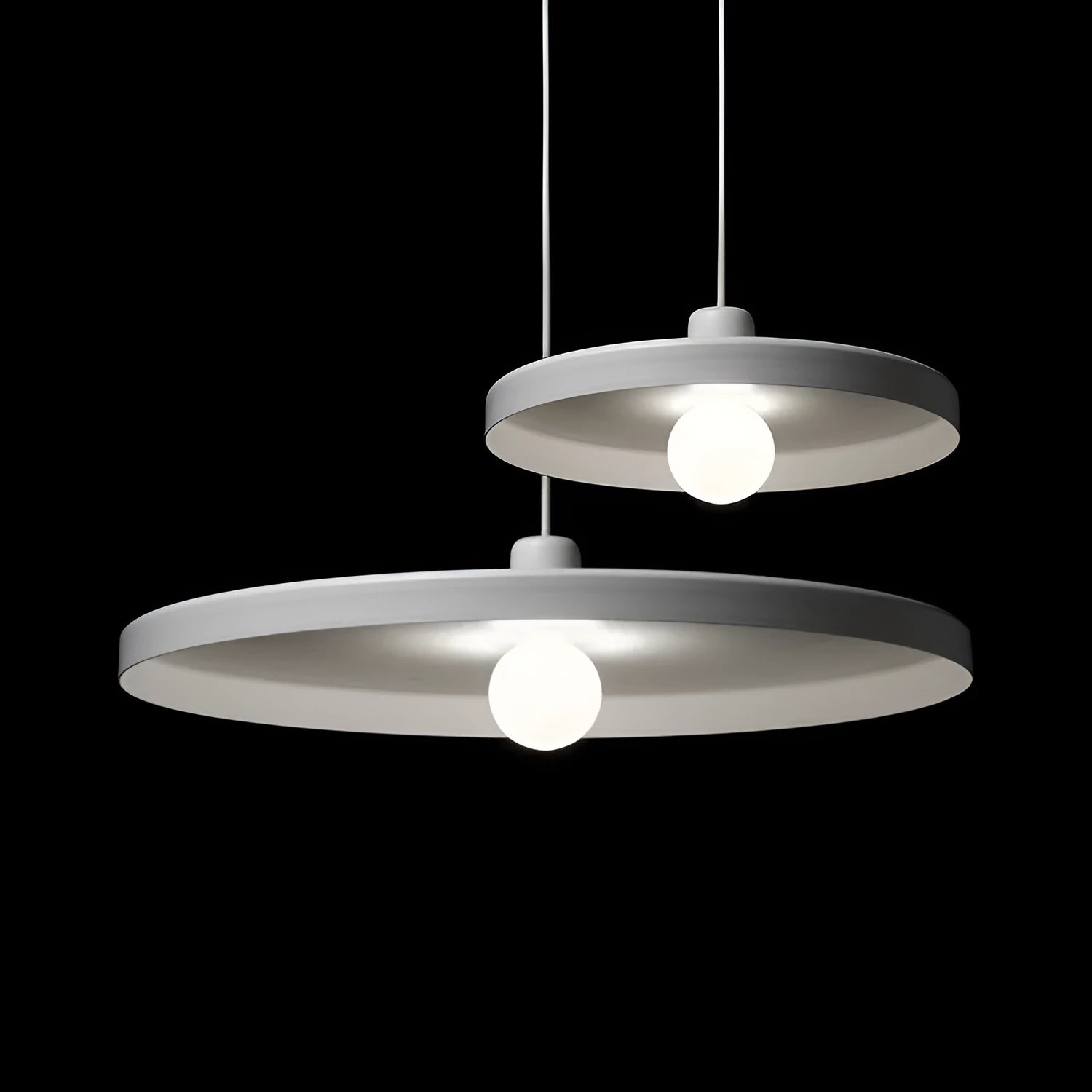 Aluminium alloy bar chandelier ceiling light for restaurants in black or white colour