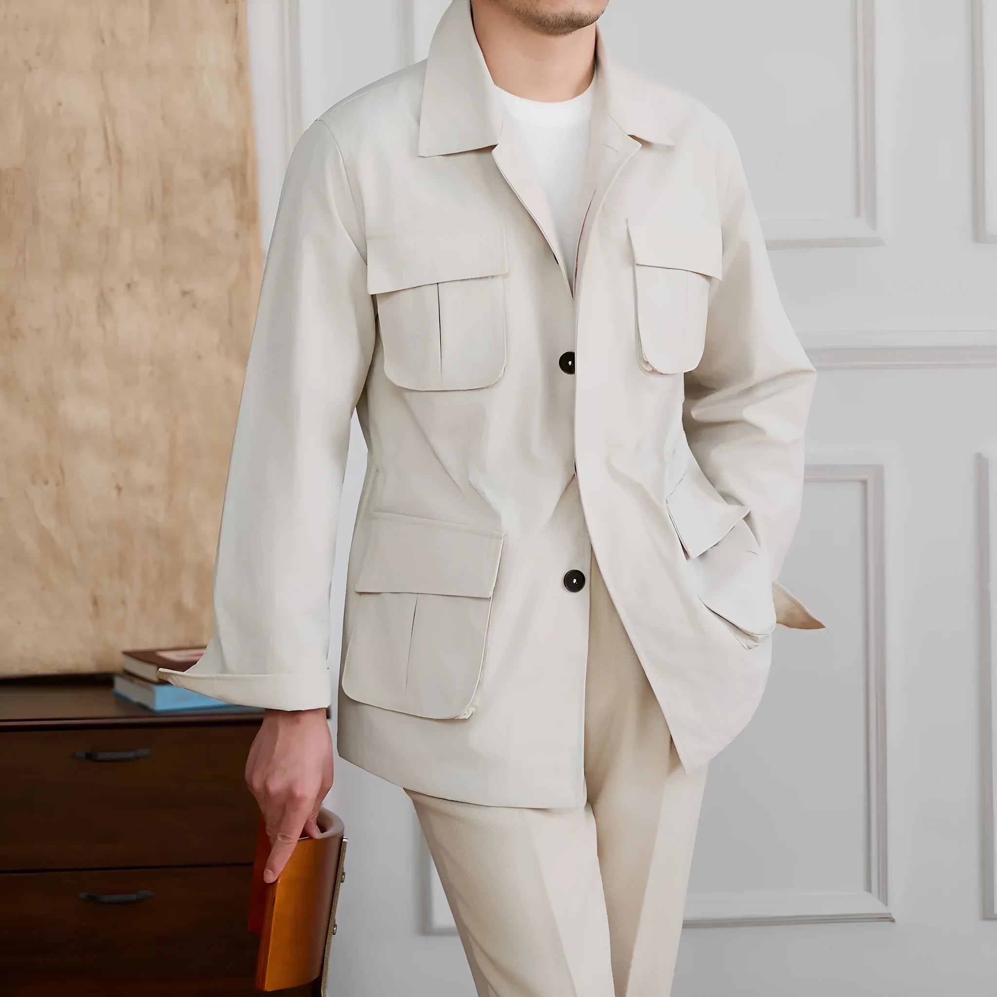 Men's multi-pocket retro nylon jacket in beige with multiple pockets and classic cut
