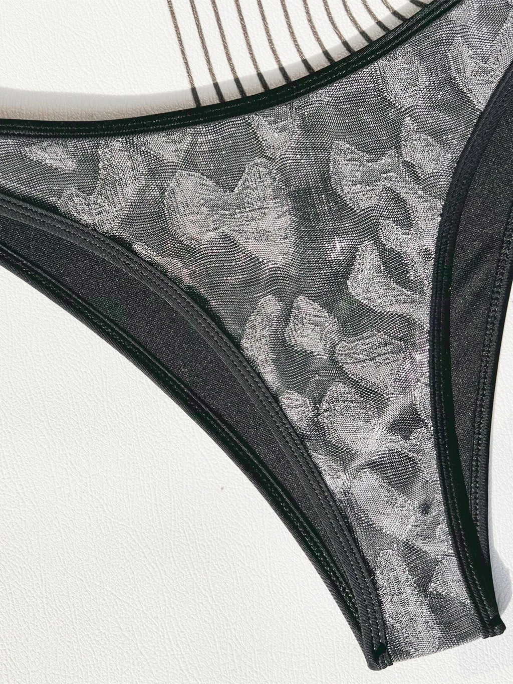 Women's black polyester bikini swimsuit for swimming activities