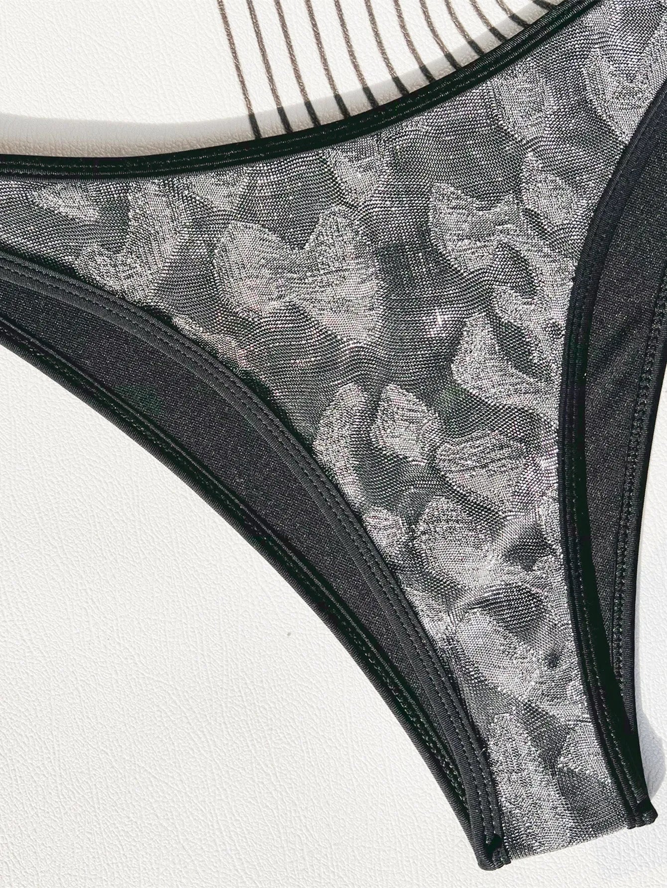 Women's black polyester bikini swimsuit for swimming activities