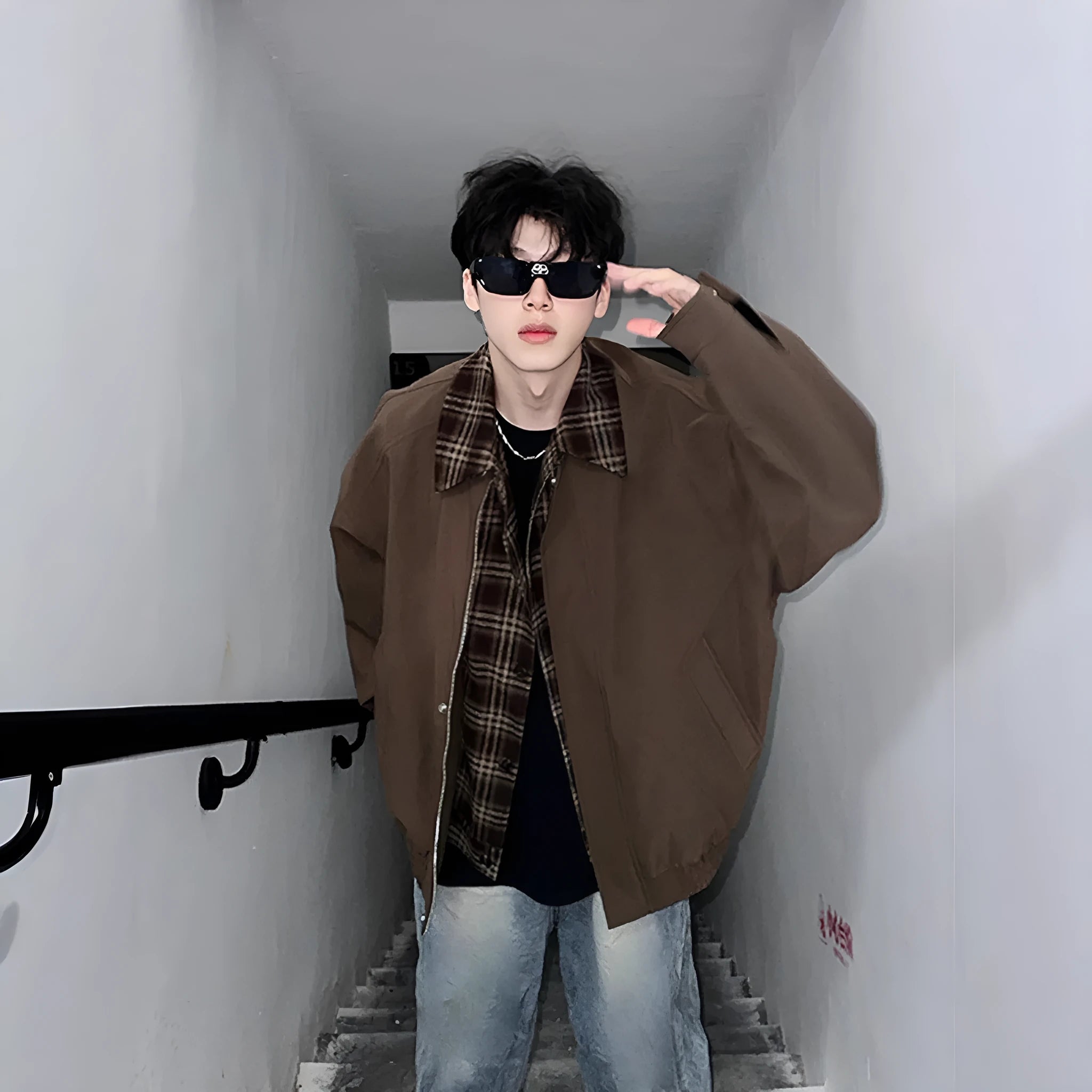 Men's spring-autumn fake two-piece jacket in black, loose fit, with side pockets and long sleeves