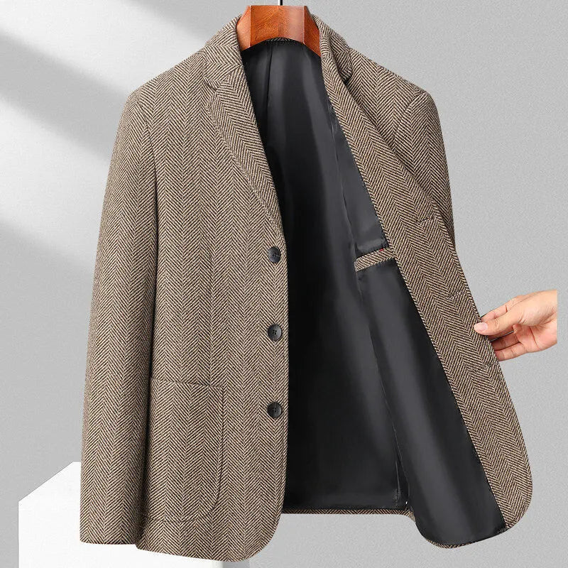 Men's loose fit casual coat in black, shown front-on, suitable for spring and autumn leisure wear.