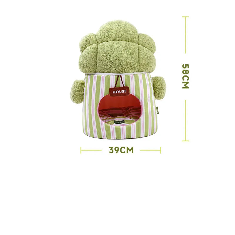 Green cauliflower-shaped pet house with tree hole entrance for small dogs and cats