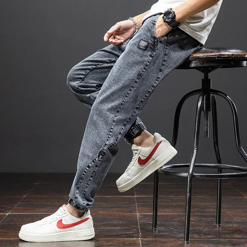 Men's loose straight-leg cargo jeans in blue with micro-elasticity cotton fabric and Korean styling