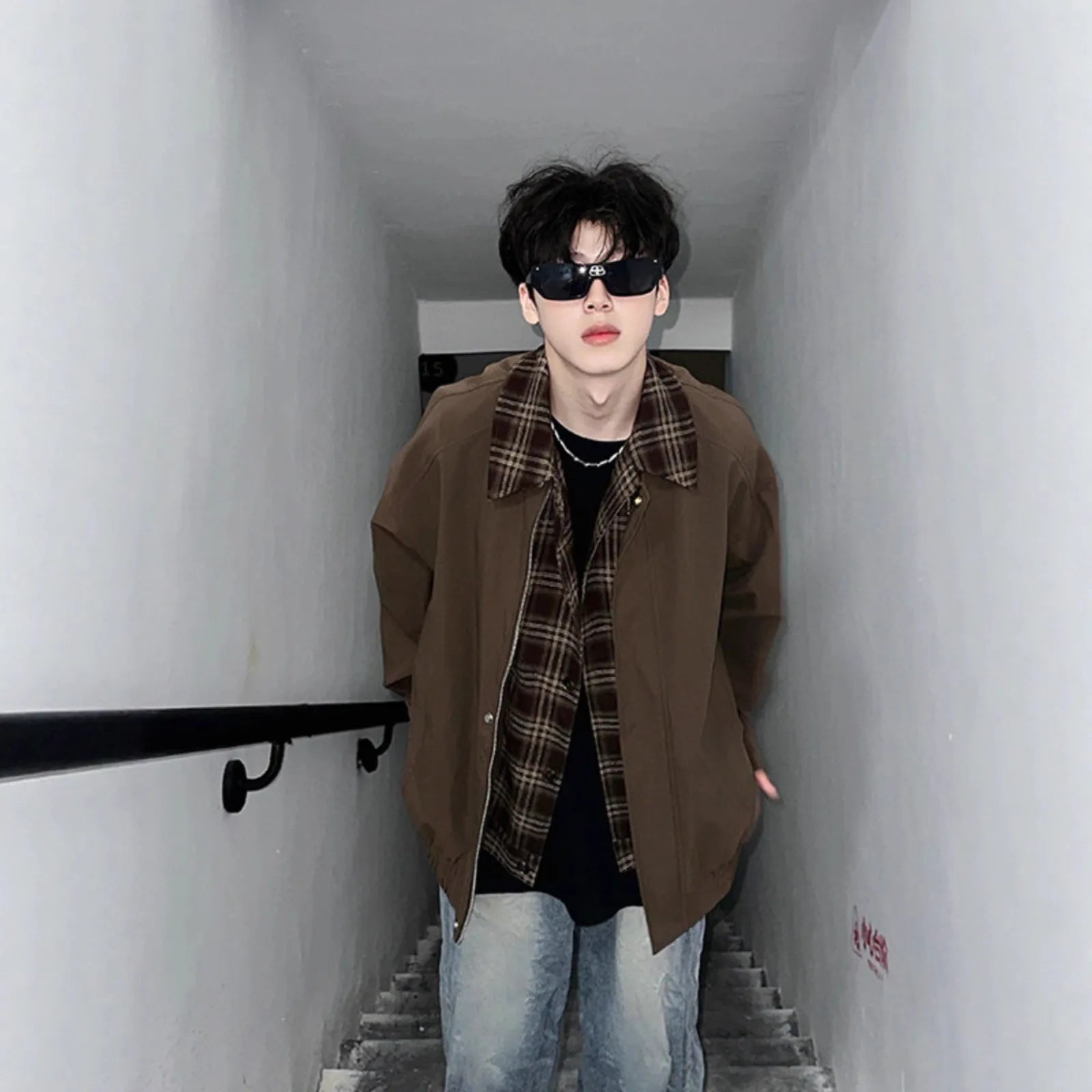 Men's spring-autumn fake two-piece jacket in black, loose fit, with side pockets and long sleeves