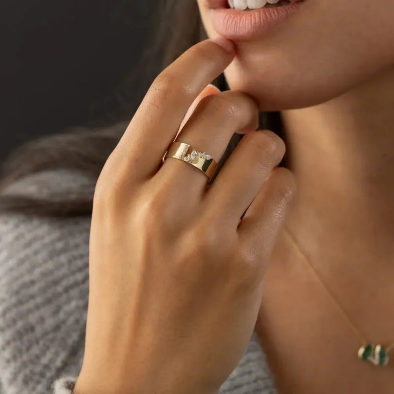 Gold electroplated zircon ring for women on copper base in various sizes