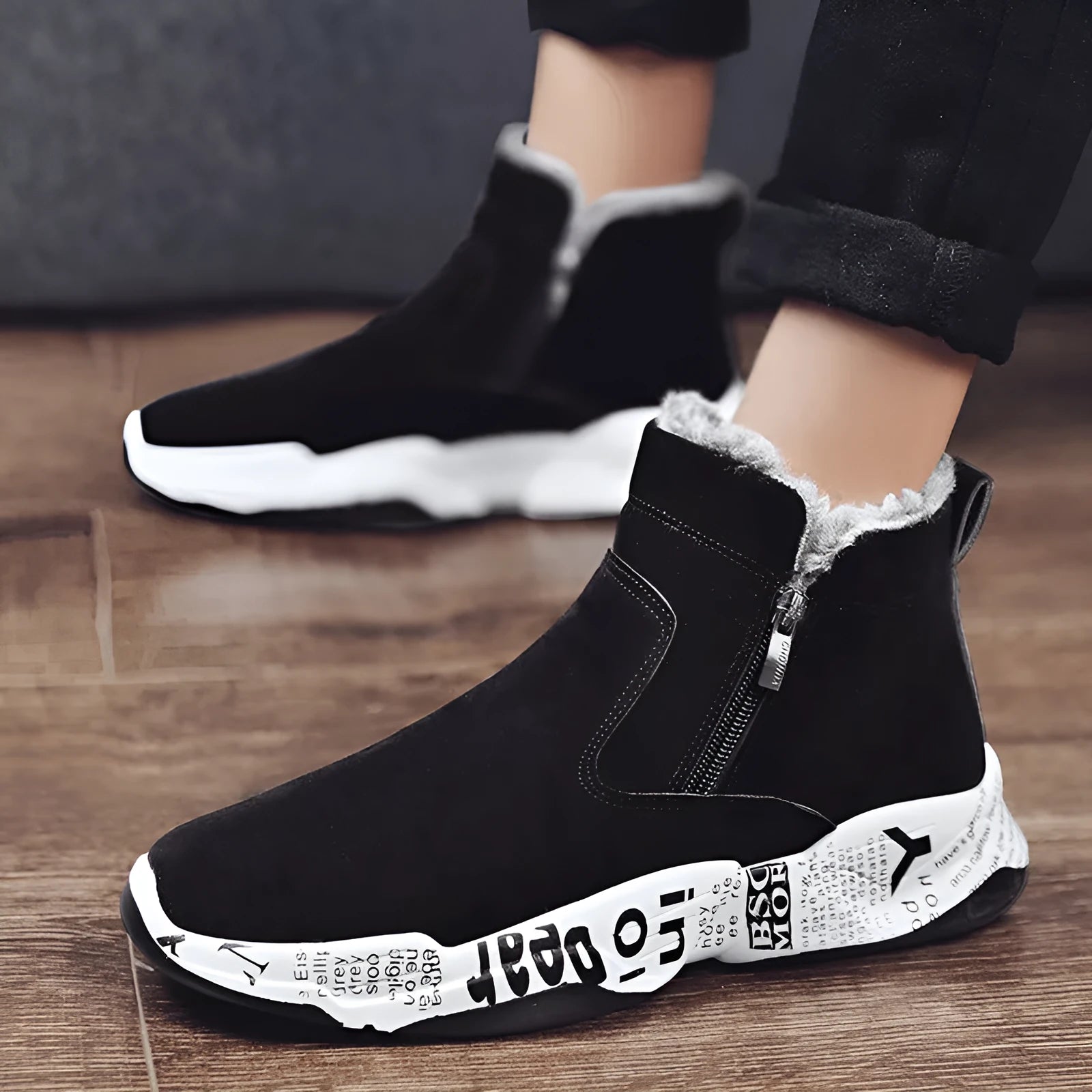 Men's high-top snow boots in 2280 black and white with suede upper and lace-up closure
