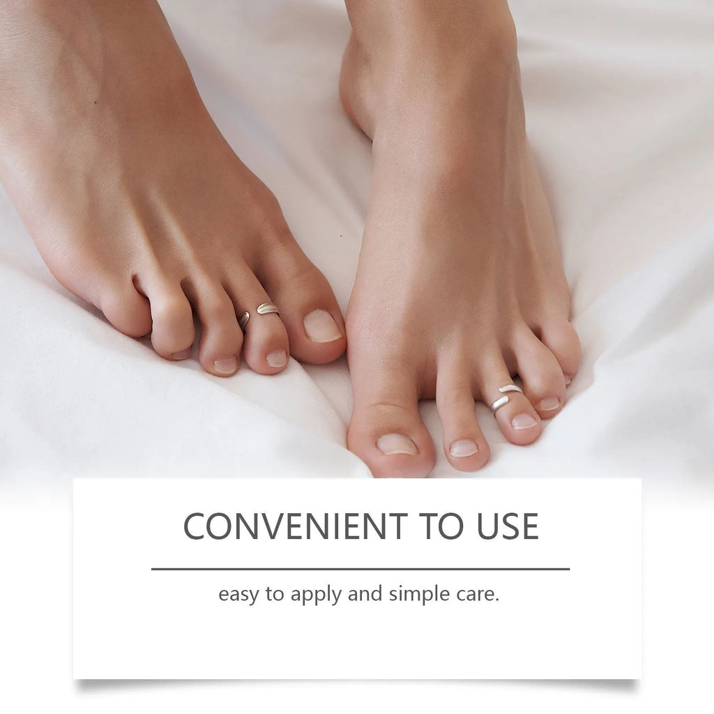 30ml bottle of clear nail care solution for daily brightening and nourishment.